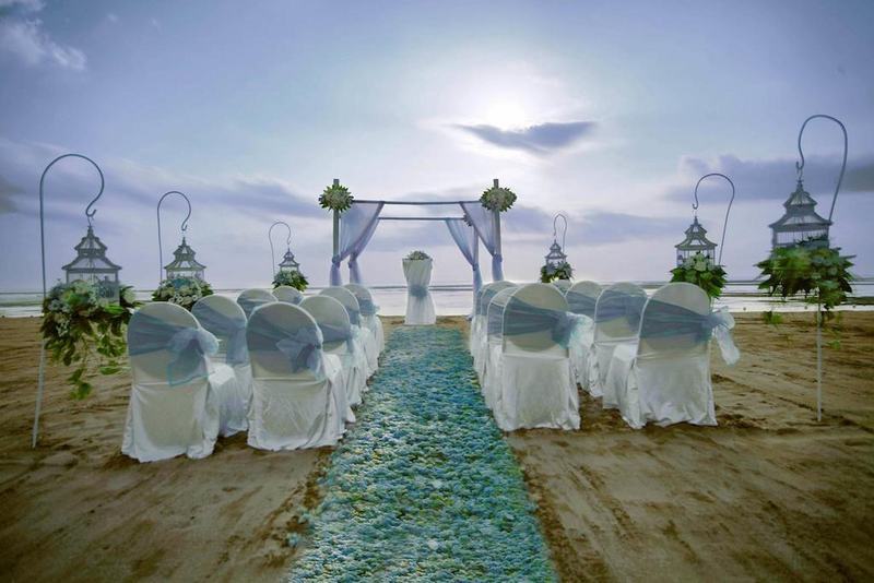 Aston Canggu Beach Resort Kuta  Exterior photo